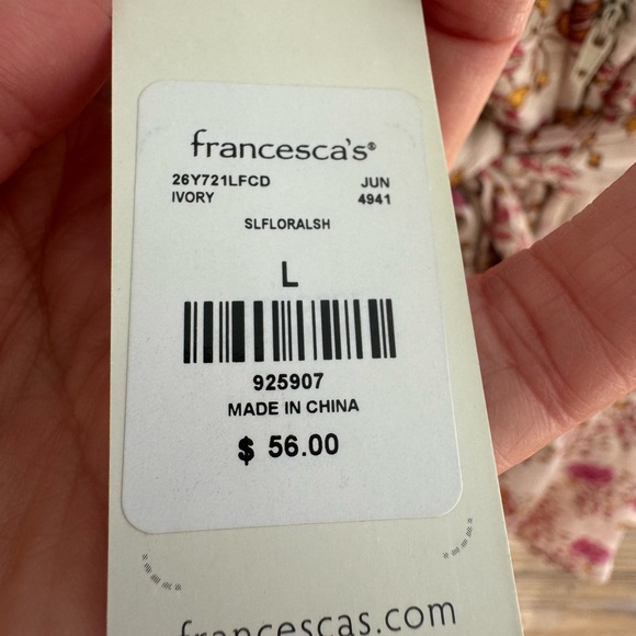 Francesca's Collections Ivory Floral Dress NWT - Picture 4 of 5